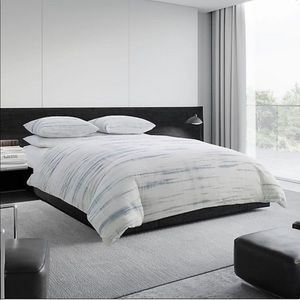 Vera Wang | Marble Shibori King Duvet Cover